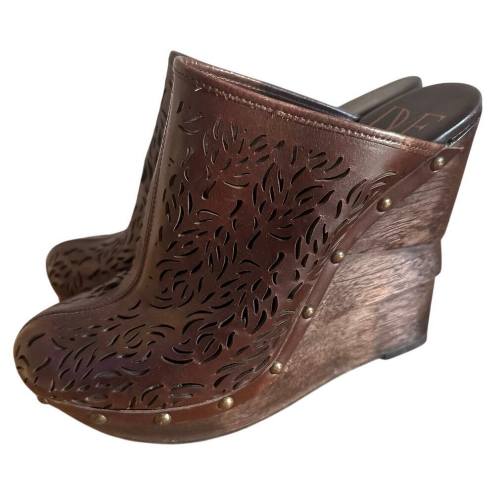 Diane Von Furstenberg Leather Lasercut Accents Mules Wedges Brown Sz 7 Boho Chic